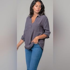 Lovestitch Shayla Button Front Shirt Women’s Small in shale//purple color NWT